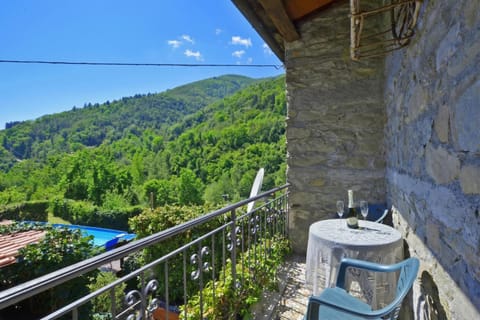 Family House, 3 Bedrooms, Balcony (Casa Le Meriche) | Balcony