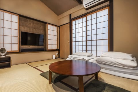 Traditional Townhome | 1 bedroom, individually decorated, individually furnished