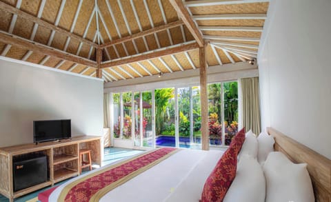 Villa | In-room safe, desk, free WiFi, bed sheets