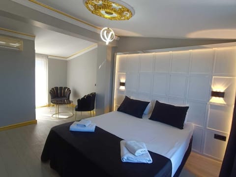 Deluxe Room | Free WiFi