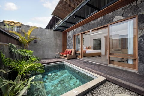One Bedroom Private Heated Pool Villa | Terrace/patio