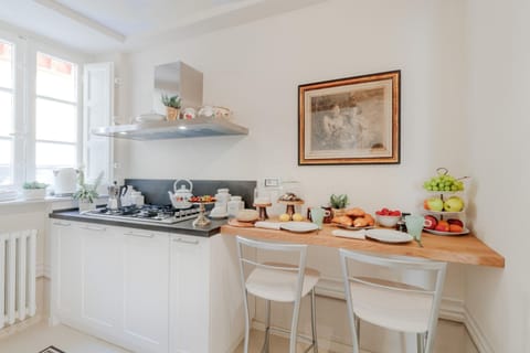 Apartment | 5 bedrooms, WiFi