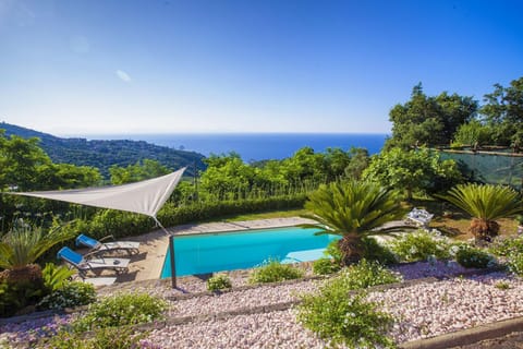 House, Smoking | 3 bedrooms
