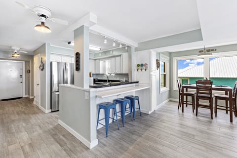 Compass Point 310 | Private kitchen | Fridge, microwave, oven, stovetop