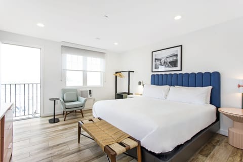 Superior Double Room | Blackout drapes, iron/ironing board, free WiFi, bed sheets