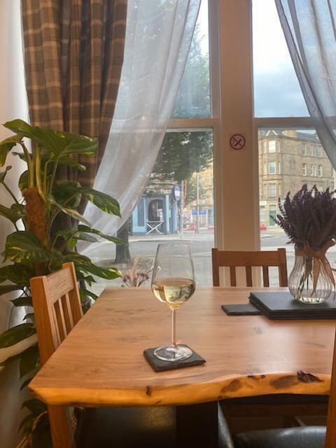 City Apartment, Accessible, Private Bathroom (Homely ) | Restaurant