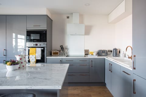 Apartment, Accessible, Private Bathroom | Shared kitchen