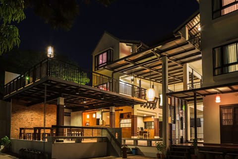 Front of property - evening/night