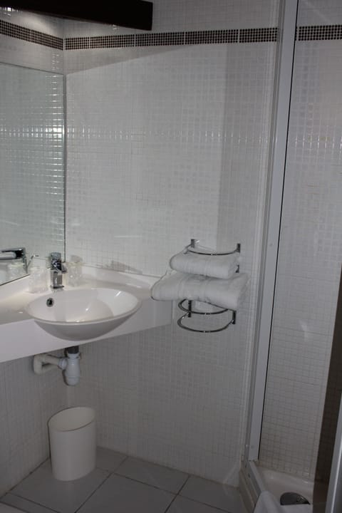 xxx | Bathroom shower