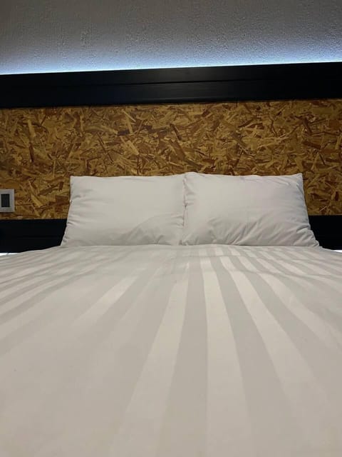 Standard Double Room, 1 Double Bed | In-room safe, free WiFi, bed sheets