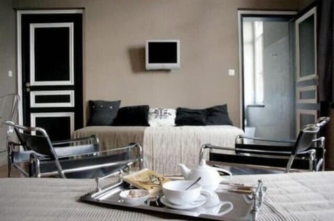 Individually decorated, desk, free WiFi, bed sheets