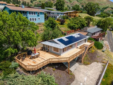 House, 3 Bedrooms | Exterior