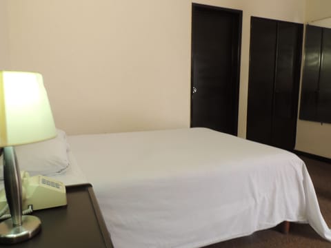 Standard Single | Free WiFi, bed sheets