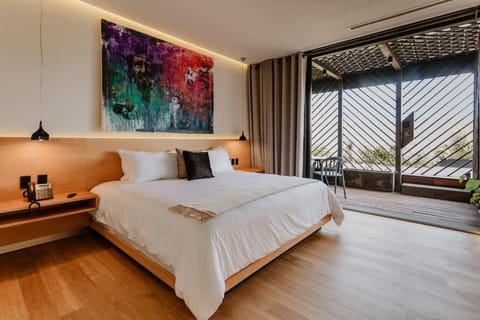 De Luxe PA | Egyptian cotton sheets, premium bedding, down comforters