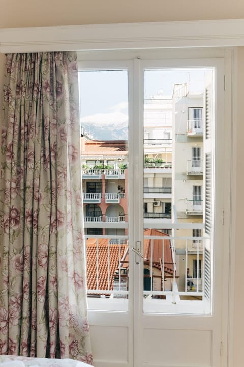 City Apartment, Multiple Bedrooms, Kitchen, City View | Balcony