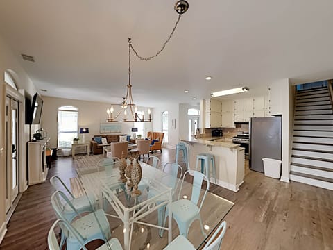 House, Multiple Beds, Balcony, Garden View | Living area | TV