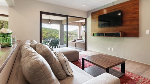 Family Apartment | Living area | TV