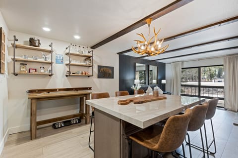 Condo, 2 Bedrooms | Private kitchen | Oven, coffee/tea maker