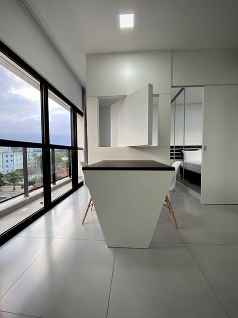 Elite Apartment | 1 bedroom, desk, laptop workspace, free WiFi