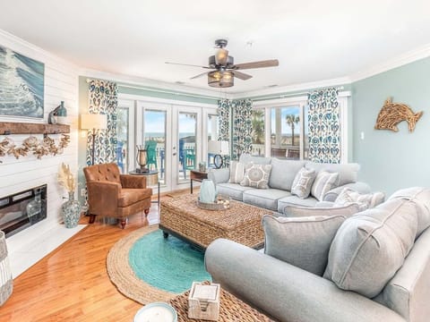 Condo, Multiple Beds, Kitchen, Ocean View | Living area | TV