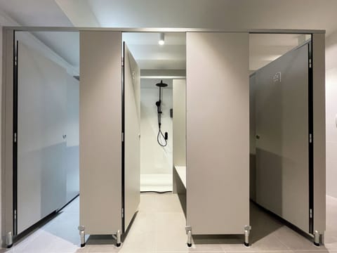 Shower, rainfall showerhead, designer toiletries, hair dryer