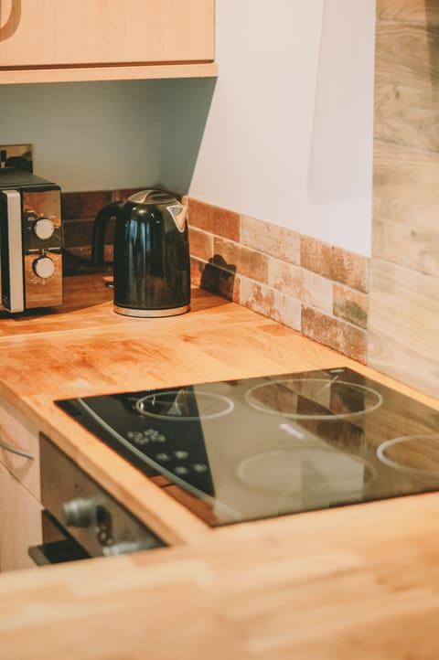 Standard Apartment, Ensuite | Shared kitchen