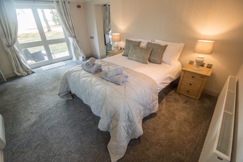 Deluxe Apartment, Ensuite (The Den) | 1 bedroom