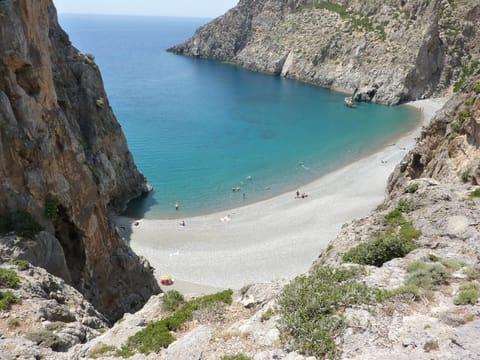 Spelunking/cave exploring