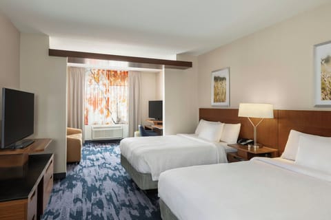 Studio, Multiple Beds | Living room | LCD TV, iPod dock