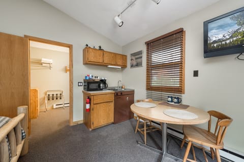 Fridge, microwave, coffee/tea maker