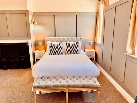 Exclusive Studio Suite | Memory foam beds, blackout drapes, iron/ironing board, bed sheets