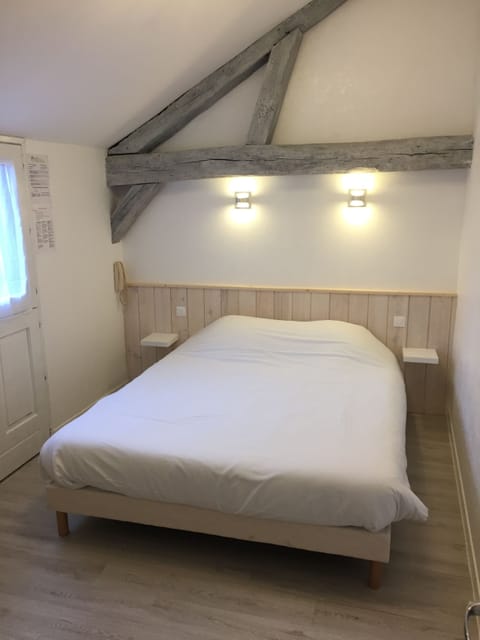 Superior Double Room | Individually furnished, desk, laptop workspace, free WiFi