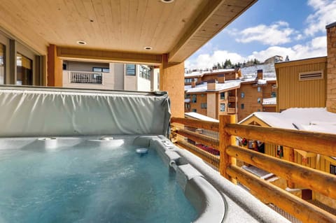 Apartment (2 Bedrooms) | Front of property