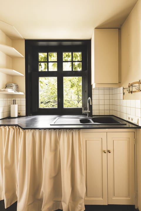 Exclusive Room | Private kitchen | Espresso maker, coffee/tea maker, electric kettle, highchair