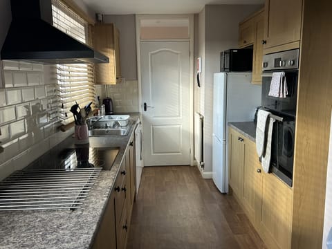 Bungalow, Private Bathroom | Shared kitchen