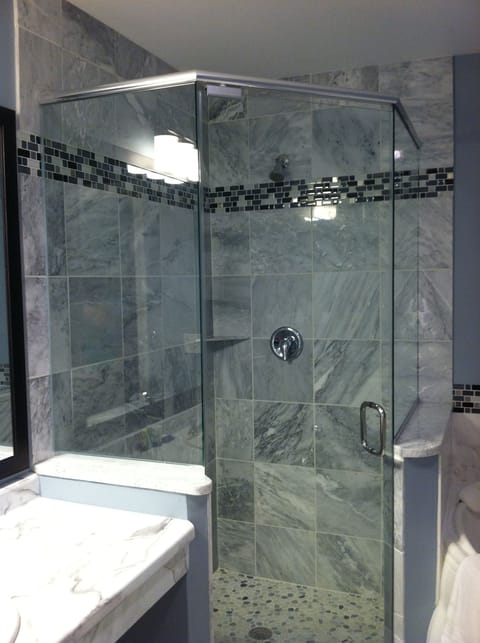 VIP Hollywood Suite with 2 Seat Hot Tub | Bathroom | Hair dryer, towels