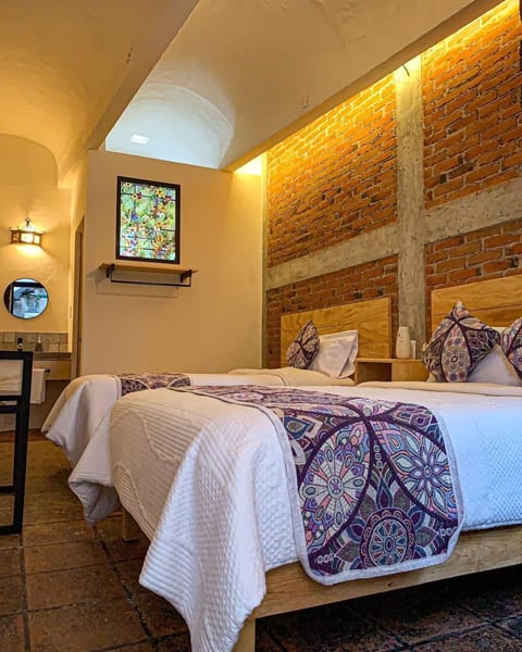 Comfort Room, 1 Bedroom | Laptop workspace, iron/ironing board (on request), WiFi (free)