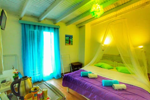 Standard Double Room | Desk, laptop workspace, free WiFi, bed sheets