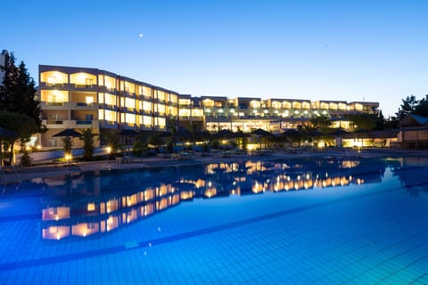 Indoor pool, seasonal outdoor pool, pool umbrellas, sun loungers