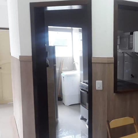 Basic Apartment | Dining room