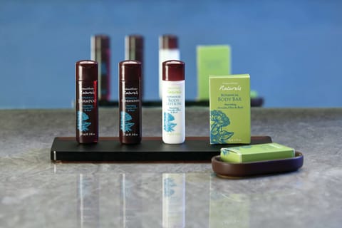 Room, 1 King Bed | 1 bedroom, premium bedding, in-room safe, desk