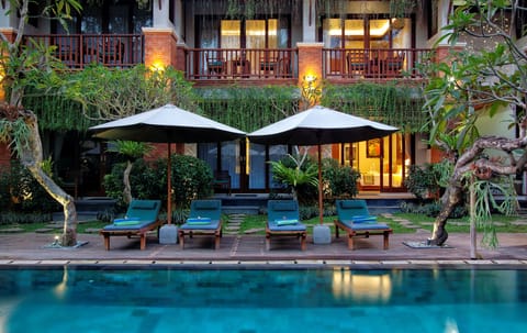 Outdoor pool, open 10:00 AM to 7:00 PM, pool umbrellas, sun loungers