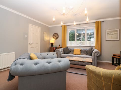 Cottage | Living area