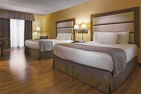 Premium bedding, desk, soundproofing, iron/ironing board