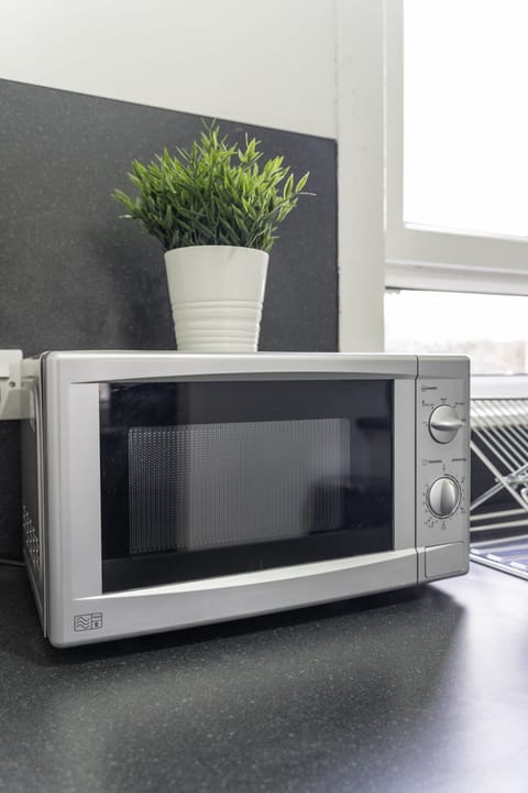 House, Private Bathroom, Garden View | Shared kitchen