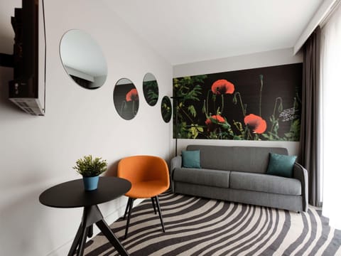 Superior Suite, 1 Double Bed with Sofa bed | Minibar, in-room safe, desk, blackout drapes