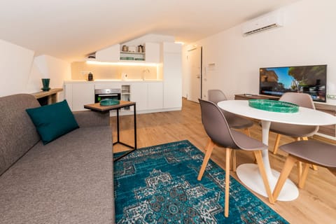 42-inch Smart TV with digital channels, TV, fireplace