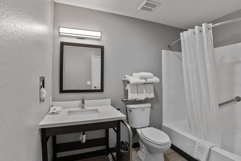 Desk, laptop workspace, free WiFi, bed sheets