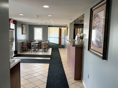 42-inch flat-screen TV with cable channels, TV