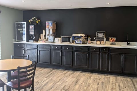 Free daily on-the-go breakfast